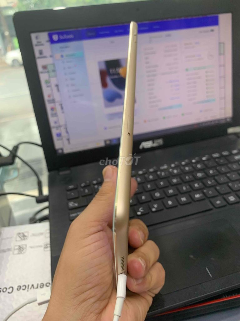 Apple iPad Mini 4 64GB Vàng. Mua bán Máy tính bảng tại Quận Thanh Xuân Hà Nội được đăng bởi trần cường hình 1