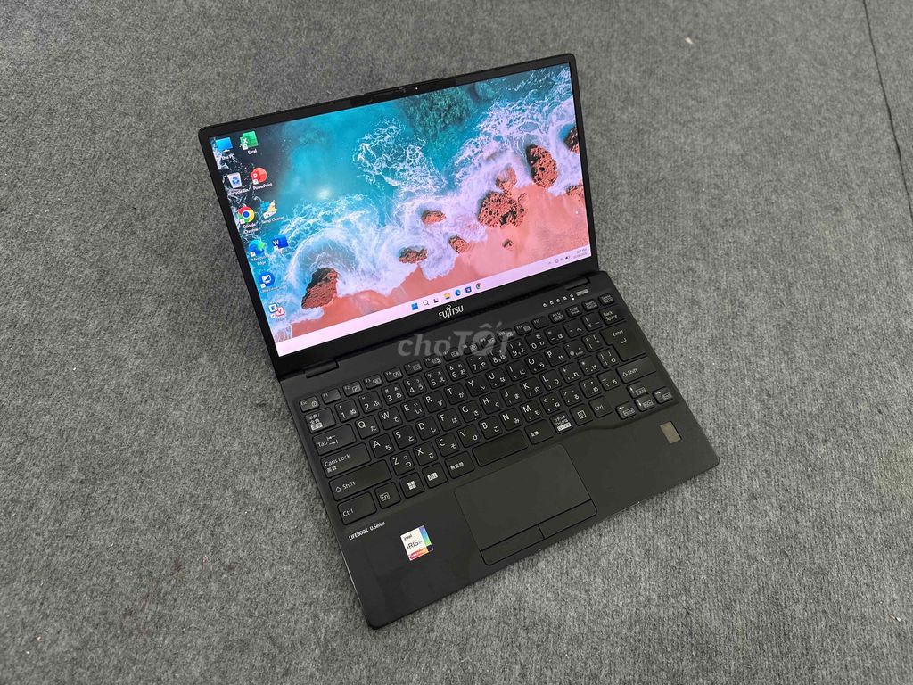 Fujitsu Lifebook U9312/J i5-1245U 13 inch 8GB/256G. Mua bán Laptop tại Huyện Long Phú Sóc Trăng được đăng bởi Nhi Trần hình 1