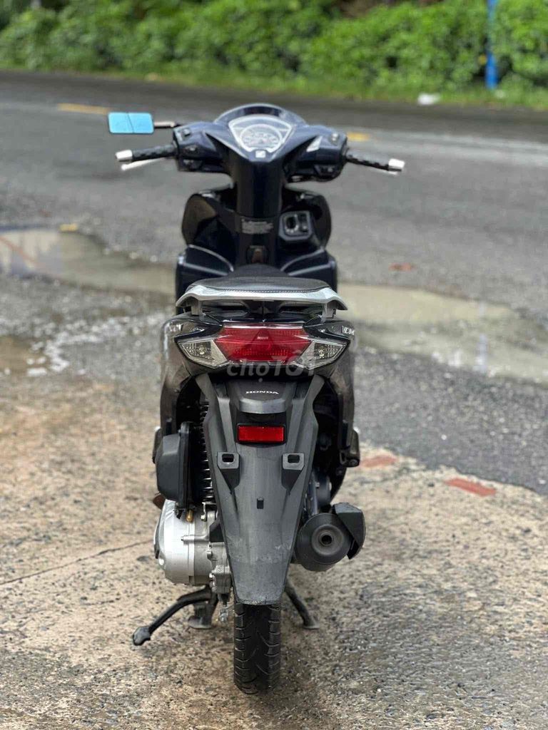 VISION 2021; xe zin đẹp, hỗ trợ góp. Mua bán Xe máy tại Huyện Thạnh Phú Bến Tre được đăng bởi XE MÁY MINH TÂN hình 3