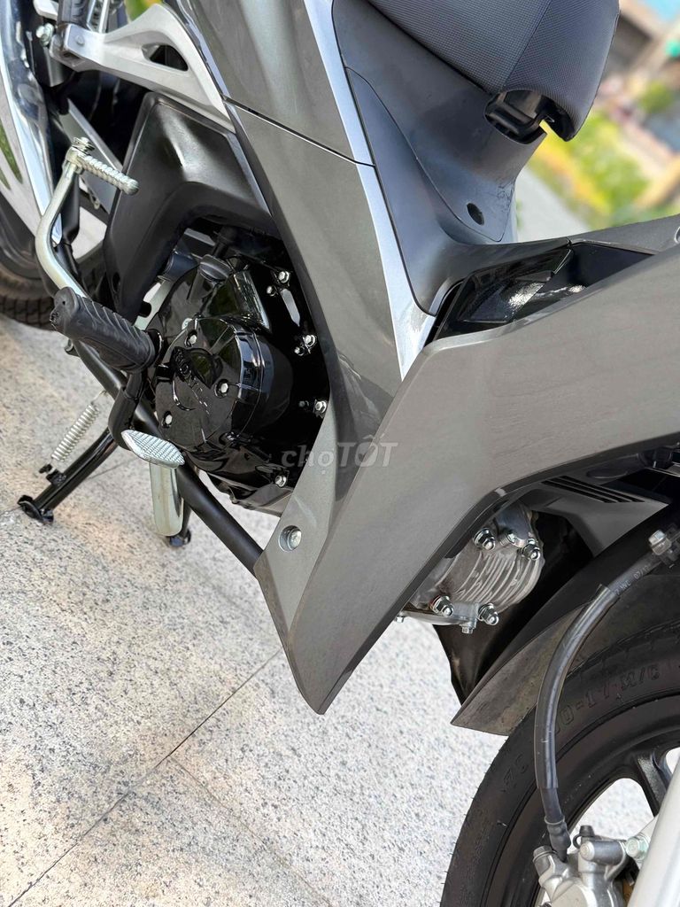 Fu up wave i ( nậu xớ chỉ cần 17 cành ). Mua bán Xe máy tại Quận 8 Tp Hồ Chí Minh được đăng bởi Phạm Đức hình 12