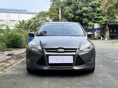 Ford Focus 2.0S 2015 Xám 68000 km. Mua bán Ô tô tại Thành phố Thuận An Bình Dương được đăng bởi Thành Nam