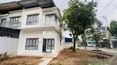 Cho thuê căn góc 2PN, full nội thất KĐT Oasis, gần ĐH Việt Đức
