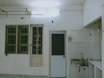 Аренда · 1 комн. · 30 м² · Quận 1, ул. Đường Trần Hưng Đạo