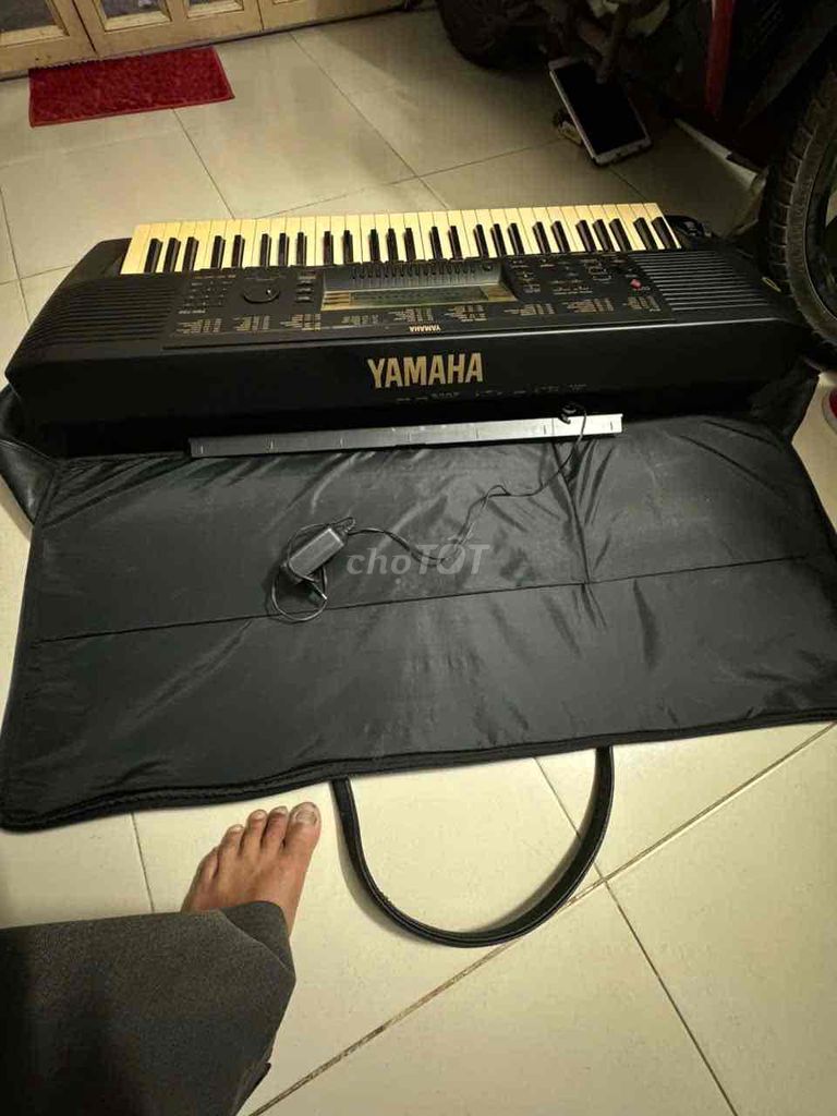 Đàn organ Yamaha PSR 730 rất đẹp mới zin xài tốt