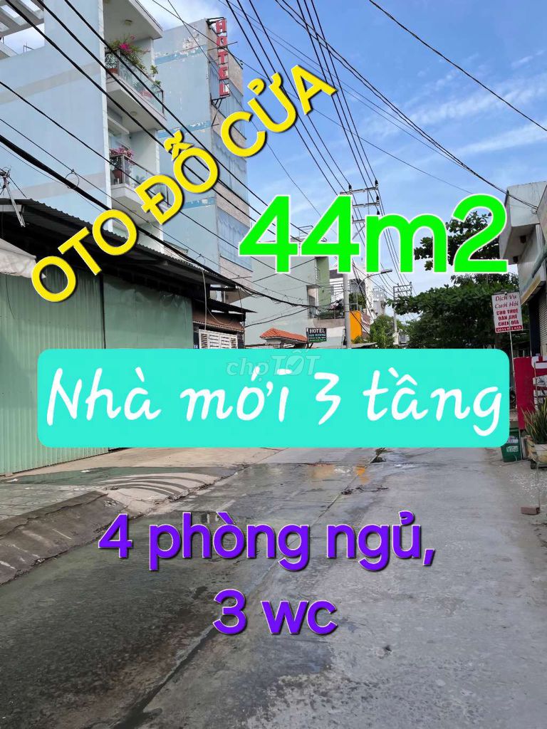 OTO ĐỖ CỬA, NHÀ MỚI NGÃ TƯ BỐN XÃ, BTCT 3 TẦNG, 44M2