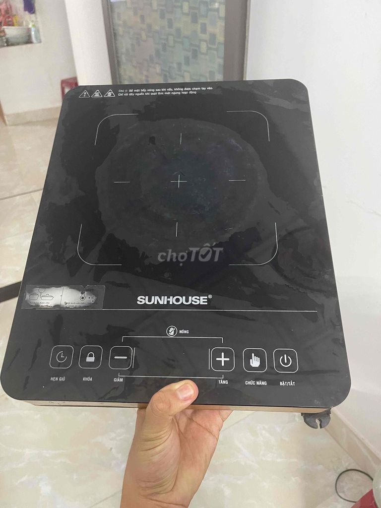 Bếp hồng ngoại Sunhouse Đen. Mua bán Bếp, lò, đồ điện nhà bếp tại Thành phố Tam Kỳ Quảng Nam được đăng bởi Lê Lê hình 1