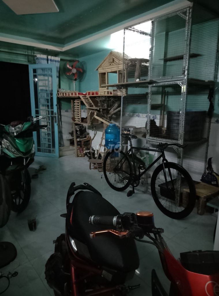 Nhà chật thanh lý bớt