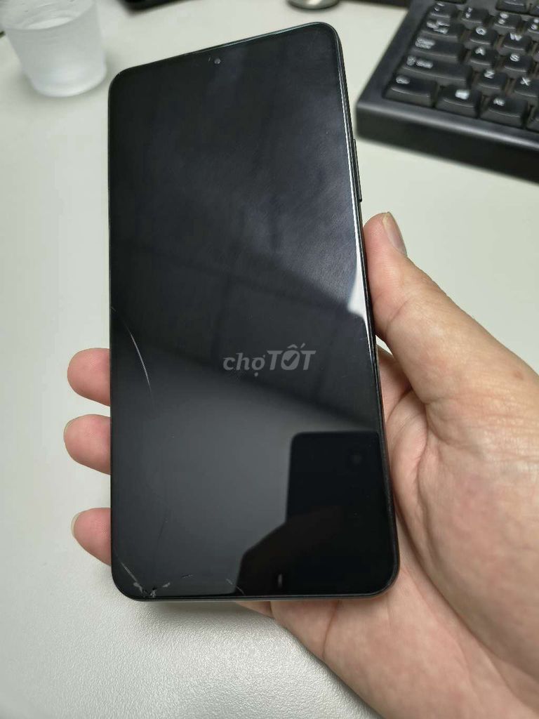 Xiaomi 12T 8GB/128GB Đen ngoại hình xấu. Mua bán Điện thoại tại Quận 3 Tp Hồ Chí Minh được đăng bởi Thế hình 1