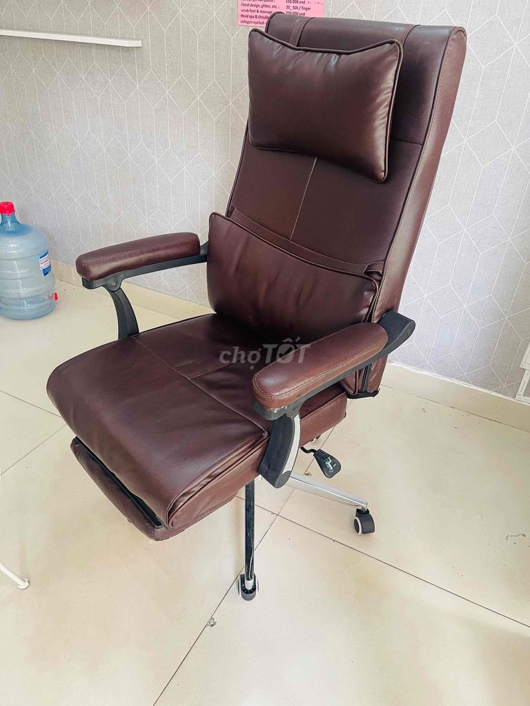 Ghế văn phòng da Nâu. Mua bán Đồ dùng văn phòng tại Quận 7 Tp Hồ Chí Minh được đăng bởi Khỏe Nguyễn BDS PMH Q7 hình 1