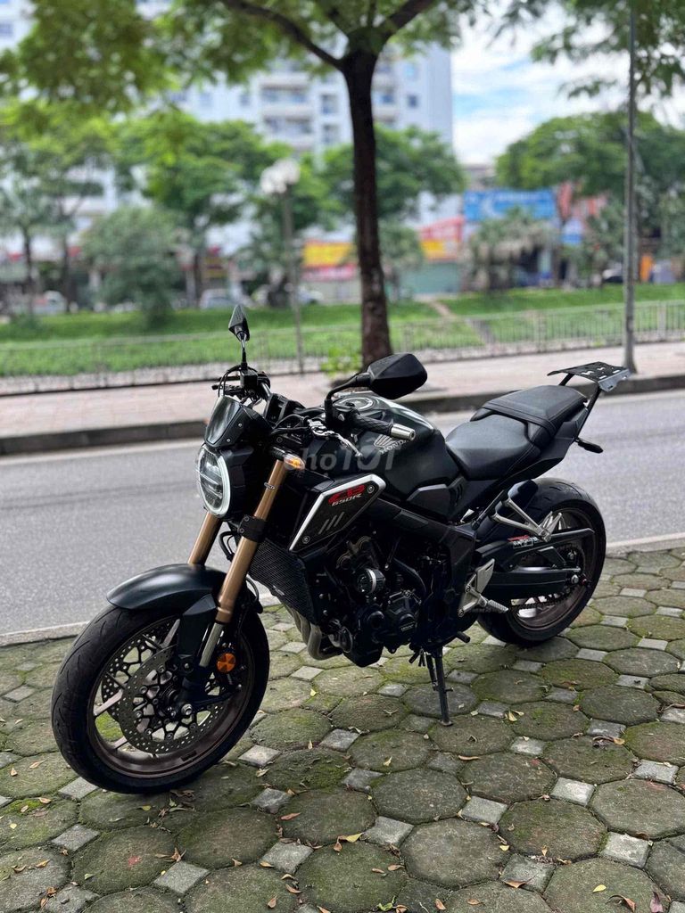 Honda CB650R 2022 матовый серый б/у в отличном состоянии номер 29