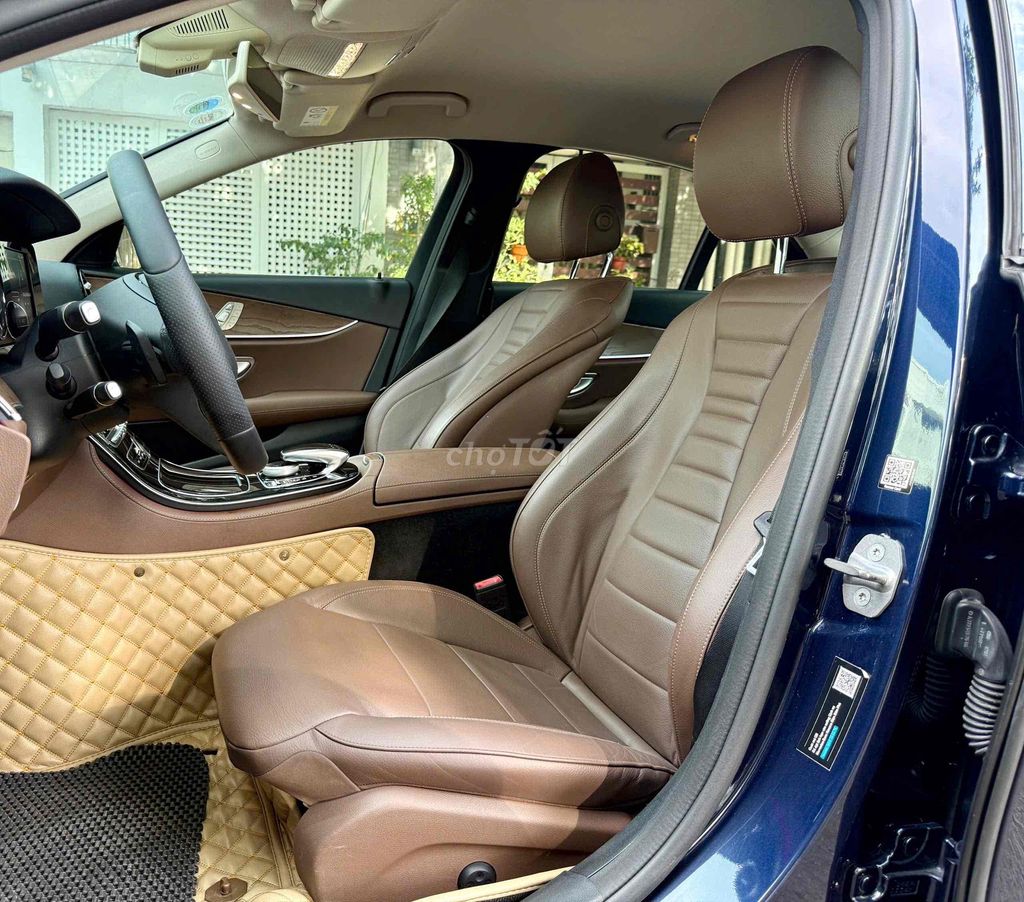 Mercedes Benz E200 model 2018 1 chủ từ đầu. Mua bán Ô tô tại Quận 8 Tp Hồ Chí Minh được đăng bởi Khoa nguyễn hình 5