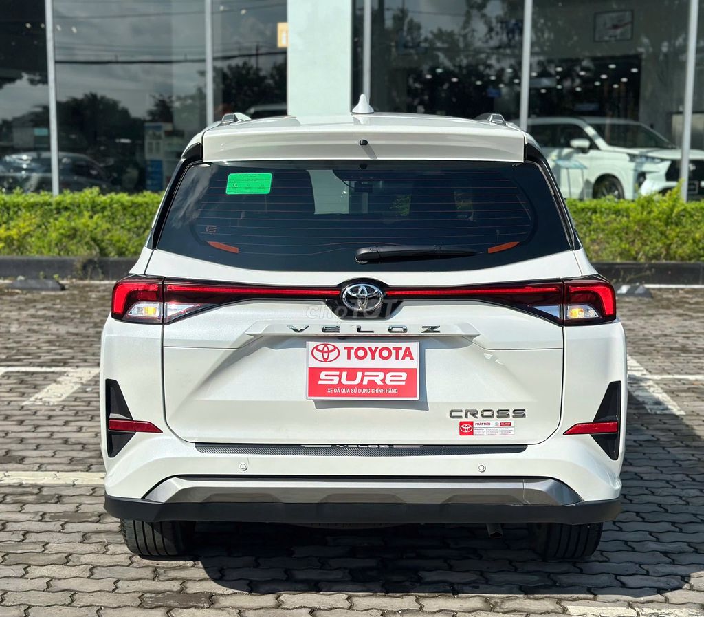 Toyota Veloz Cross 2023  - 26000 km. Mua bán Ô tô tại Huyện Châu Thành Bến Tre được đăng bởi Toyota Sure Bến Tre Xe Đã Qua Sử Dụng Chính Hãng hình 9