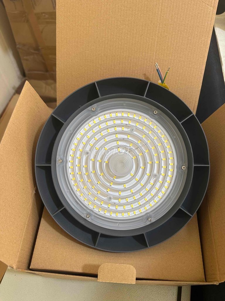 Đèn LED OSRAM 100W 220V. Mua bán Đèn tại Thành phố Thuận An Bình Dương được đăng bởi Thái Điện Tử hình 1