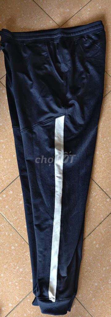 Quần thể thao cl. Mua bán Quần áo tại Quận Thanh Xuân Hà Nội được đăng bởi Bụi Đời Giải Phóng hình 1
