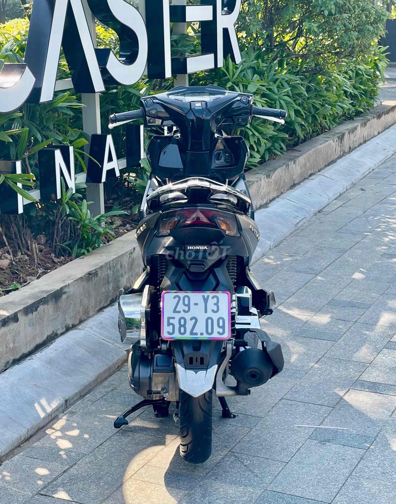 Honda Airblade 125cc 2020 Màu Đen Vàng Đồng. Mua bán Xe máy tại Quận Đống Đa Hà Nội được đăng bởi Phạm Văn Đồng hình 5