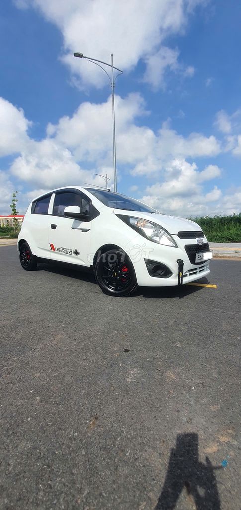 Chevrolet Spark 2017 màu trắng, máy 1.2, 5 chỗ.. Mua bán Ô tô tại Quận Ninh Kiều Cần Thơ được đăng bởi Nguyễn Tài hình 6