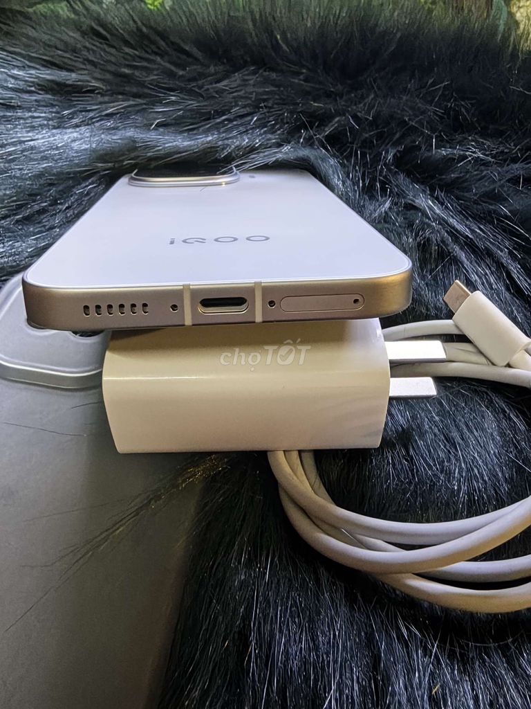 iQOO Z11 Turbo 256GB mới kích hoạt. Mua bán Điện thoại tại Quận Hoàng Mai Hà Nội được đăng bởi LongHung Mobile hình 1