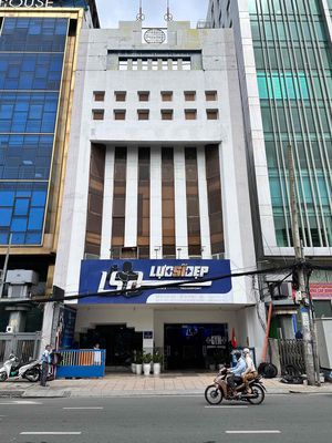 CHO THUÊ NHÀ MẶT TIỀN NGANG 11m2 ĐINH BỘ LĨNH, BÌNH THẠNH