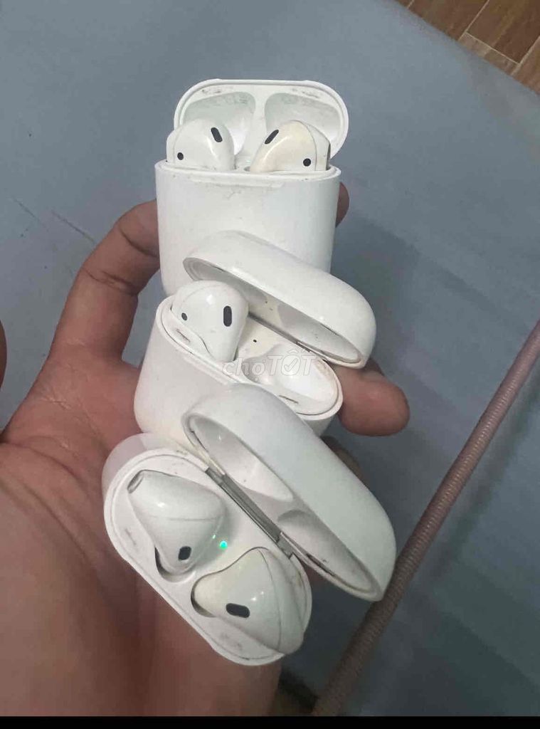 Tai nghe Apple AirPods Trắng Đã sử dụng. Mua bán Tivi, Âm thanh tại Quận 12 Tp Hồ Chí Minh được đăng bởi Nguyễn hình 1