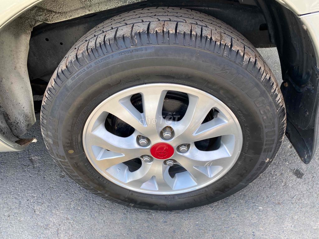 Toyota Innova 2007 G - 170.000 km  