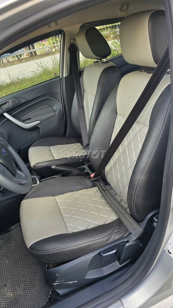 Ford Fiesta 2013 S 1.6 AT - 80000 km. Mua bán Ô tô tại Quận Cẩm Lệ Đà Nẵng được đăng bởi Nguyễn Đức Trưởng hình 10