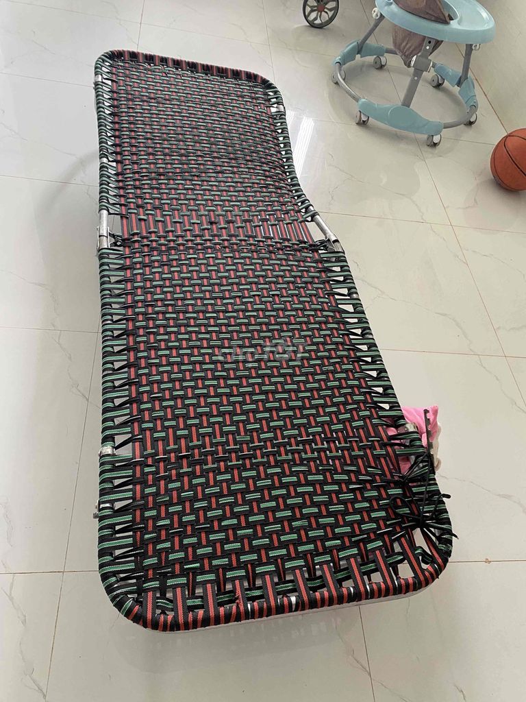 Ghế xếp Kim loại, Vải Đen. Mua bán Bàn ghế tại Thành phố Buôn Ma Thuột Đắk Lắk được đăng bởi Lê Văn Tuấn hình 1