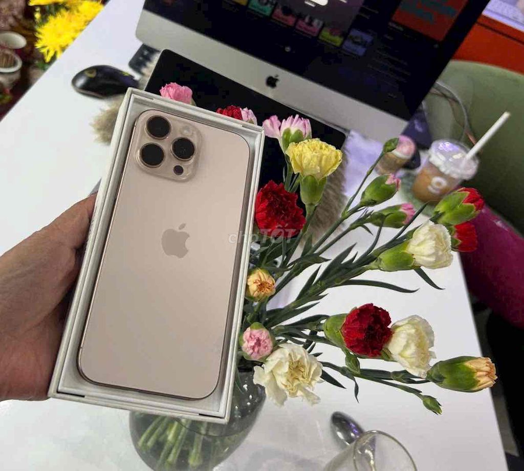 iphone 16promax 256gb vàng za/a pin93 zin áp suất. Mua bán Điện thoại tại Quận 3 Tp Hồ Chí Minh được đăng bởi Nam Á Mobile hình 1