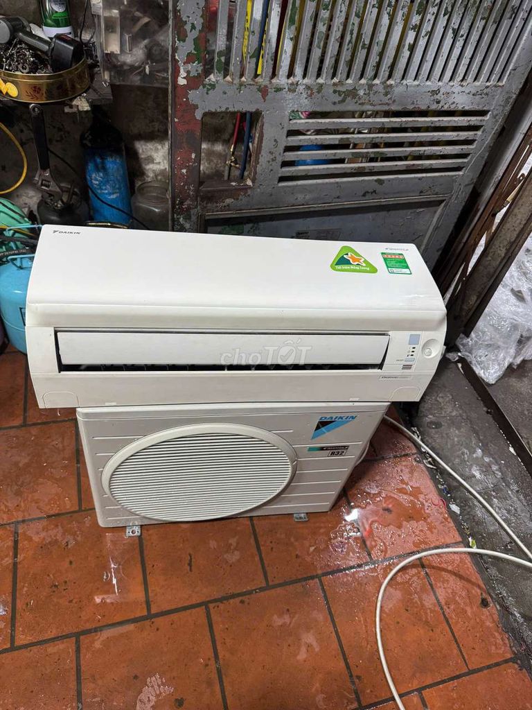 Daikin Inverter lướt 9000btu và 12000btu. Mua bán Máy lạnh, điều hoà tại Quận Hoàng Mai Hà Nội được đăng bởi Pham Thi Thuy Hang hình 1