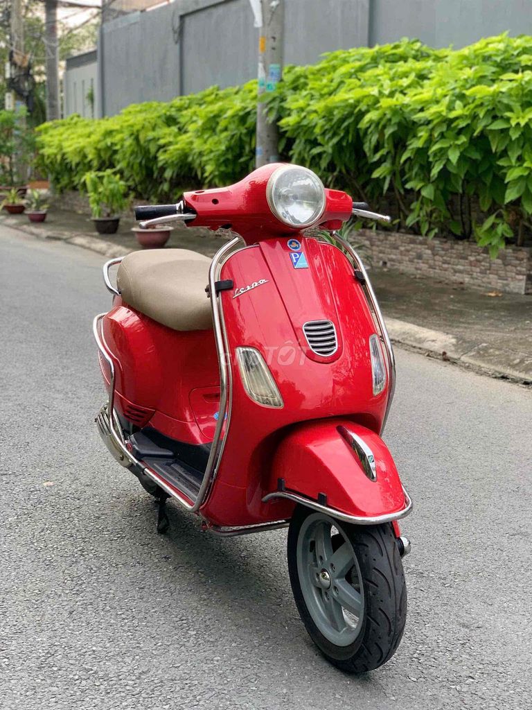 🌈Xe Vespa màu đỏ  dán keo mới  len ken 95 %. Mua bán Xe máy tại Thành phố Thủ Đức Tp Hồ Chí Minh được đăng bởi Nguyễn Thanh Bình hình 9
