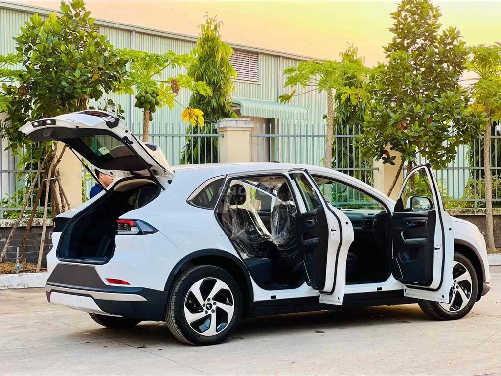 VinFast VF8 S 2024 Trắng. Mua bán Ô tô tại Quận 12 Tp Hồ Chí Minh được đăng bởi VinFast An Sương Quốc Lộ 1A hình 10