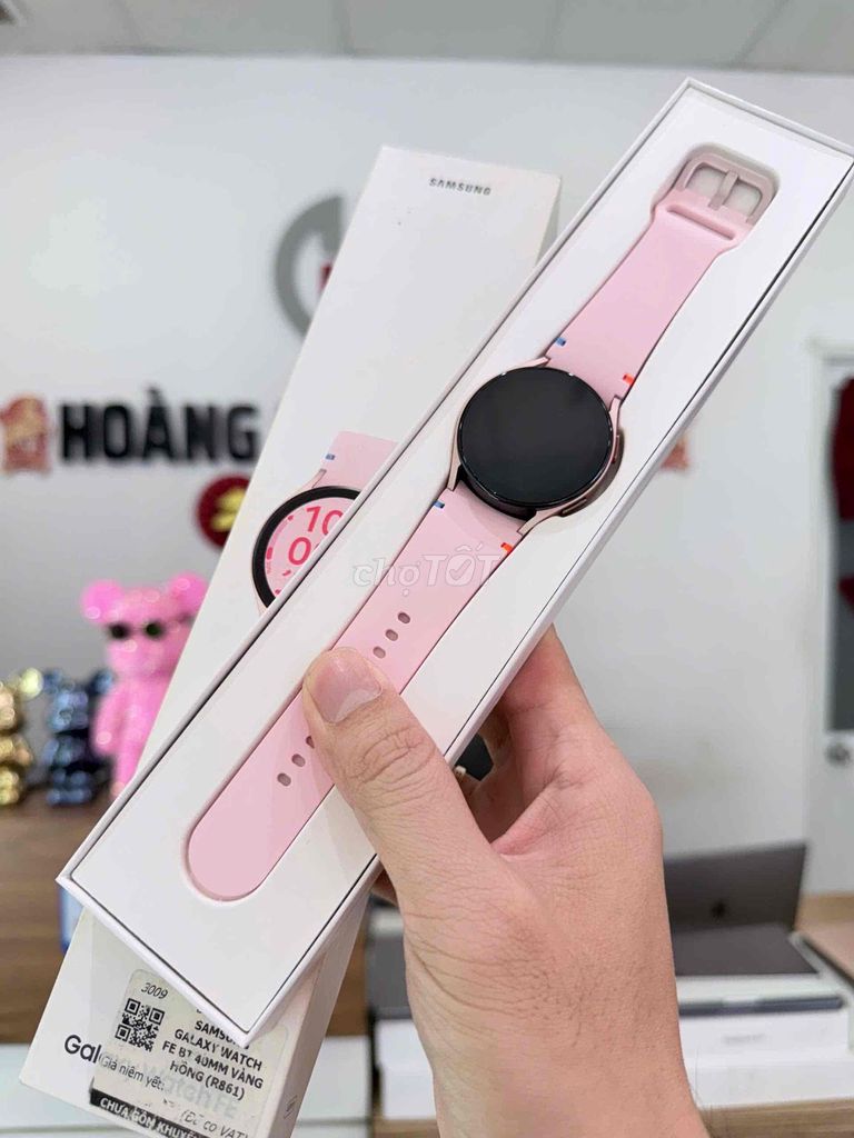Samsung Galaxy Watch FE 40mm Hồng vàng. Mua bán Thiết bị đeo thông minh tại Quận 7 Tp Hồ Chí Minh được đăng bởi Hoàng Hiệp Mobile hình 1