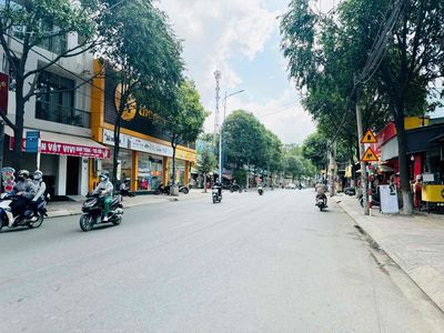 BÁN MẶT TIỀN NGAY UỶ BAN PHƯỜNG AN BÌNH. Mua bán nhà ở tại Thành phố Biên Hòa Đồng Nai được đăng bởi Nguyễn Anh Tuấn 