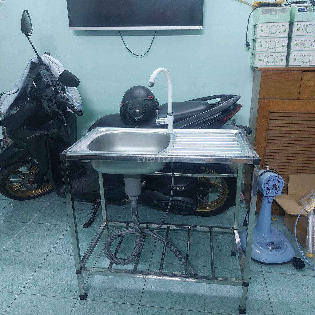 Bồn rửa chén Inox Bạc 75x78x43 cm cũ. Mua bán Thiết bị vệ sinh, nhà tắm tại Quận Tân Phú Tp Hồ Chí Minh được đăng bởi LÊ THƯ hình 1