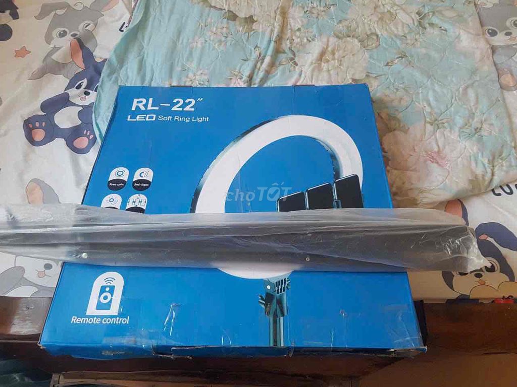 Đèn livestream LIVEPRO RL-22 Vàng 56cm. Mua bán Đèn tại Thành phố Vinh Nghệ An được đăng bởi SƠN TRƯỜNG hình 1