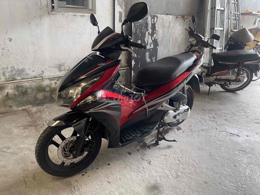 Bán Ablade 2012 máy nguyên zin. Không tiếp ae thợ. Mua bán Xe máy tại Huyện Nam Sách Hải Dương được đăng bởi Nguyễn Văn Hùng hình 3