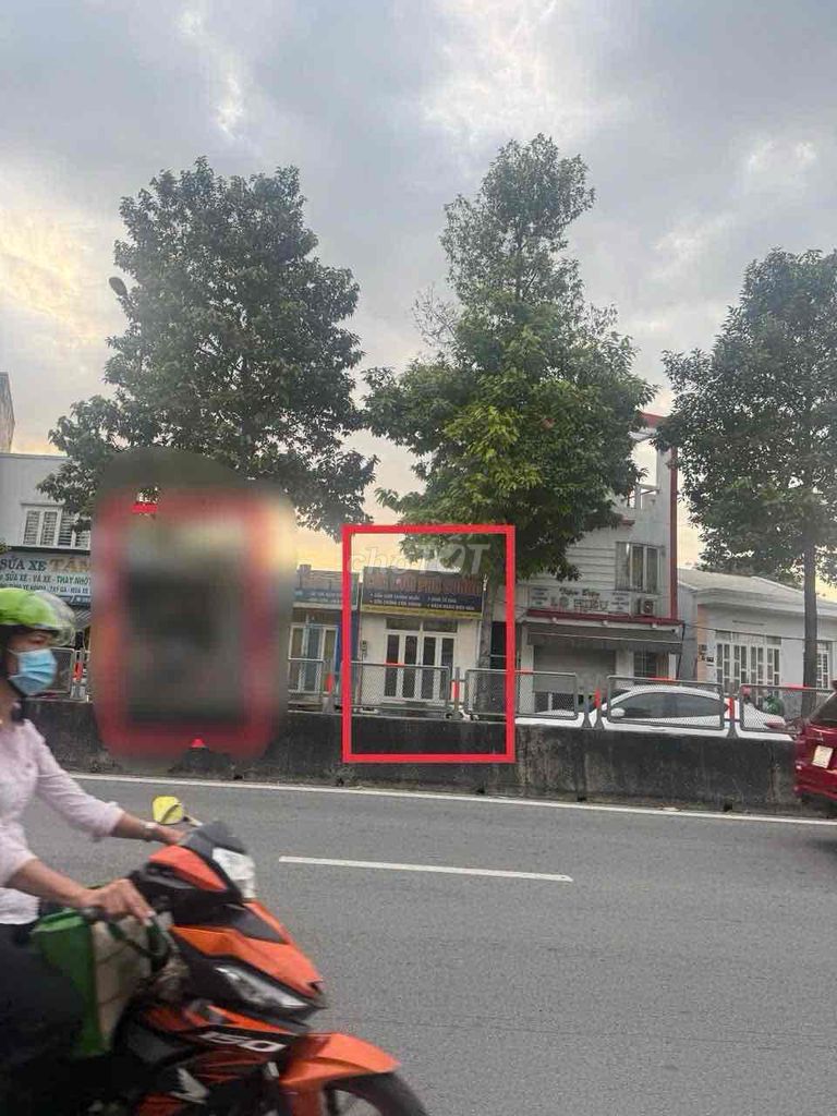cho thuê mặt bằng có nhà nguyên căn 60m2 Hầm, trệt mt PVĐồng