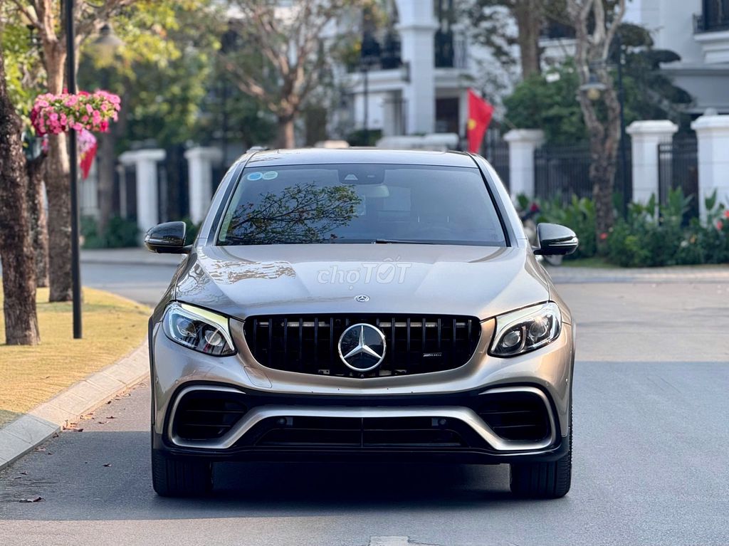 Mercedes GLC300 coupe 2019 NK Đức full LS hãng