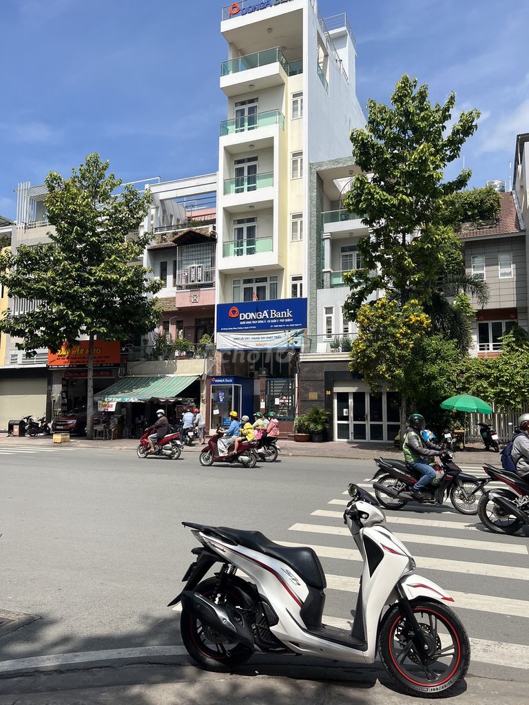 Bán nhà mặt tiền đường Dương Quang Đông, Phường 5, Quận 8.