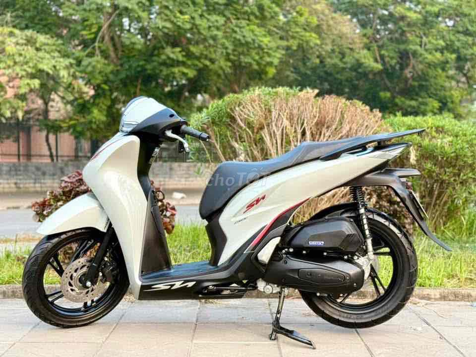SH150 ABS 2022 xi măng - Trả trước 45tr nhận xe ✅. Mua bán Xe máy tại Quận Hai Bà Trưng Hà Nội được đăng bởi Nguyễn thị xuân hình 4