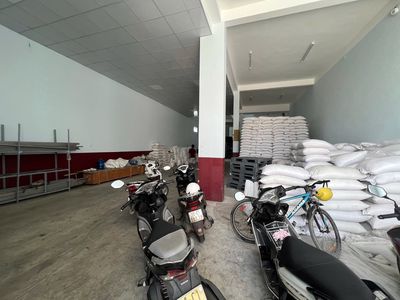 Cho Thuê Mặt Bằng Quốc Lộ 1K Sử Dụng 1.200m2 Có Văn Phòng, Điện 3 Pha. Cho thuê văn phòng, mặt bằng kinh doanh tại Thành phố Dĩ An Bình Dương được đăng bởi Nguyễn Văn Thanh