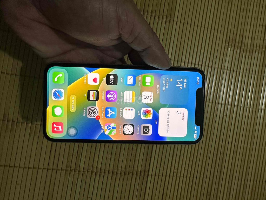 bán iphone x quốc tế zin full đẹp keng pin 100.