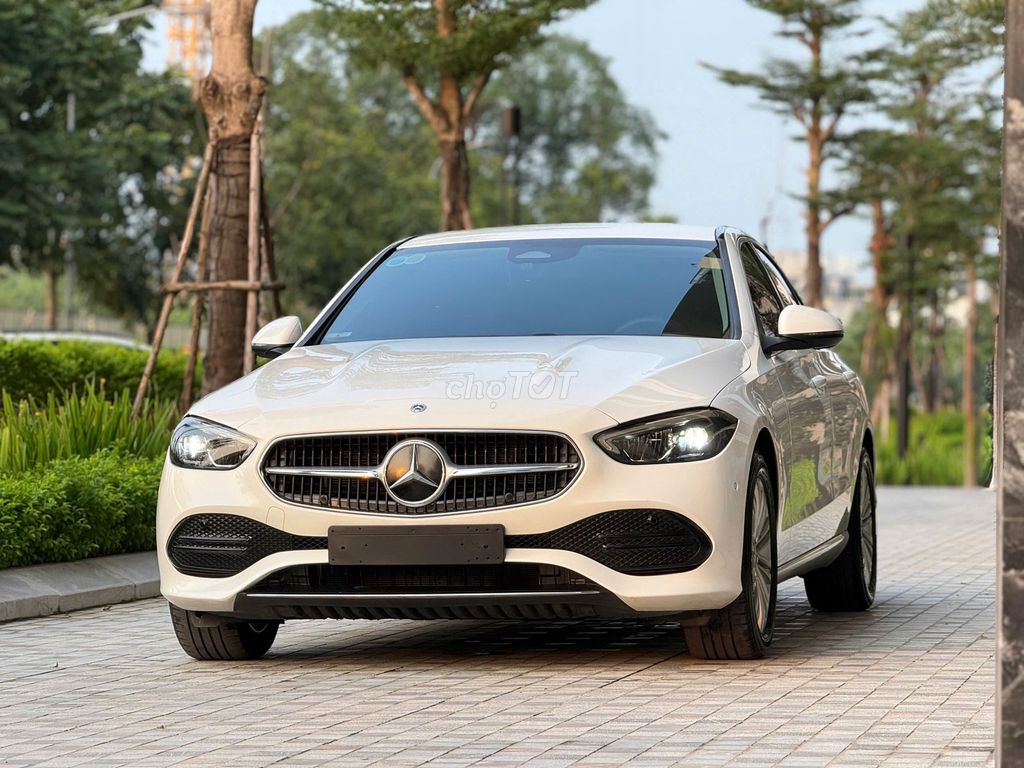 Mercedes Benz C200 Avantgarde 2023. Mua bán Ô tô tại Quận Long Biên Hà Nội được đăng bởi Khổng Tấn Luxury Car hình 20