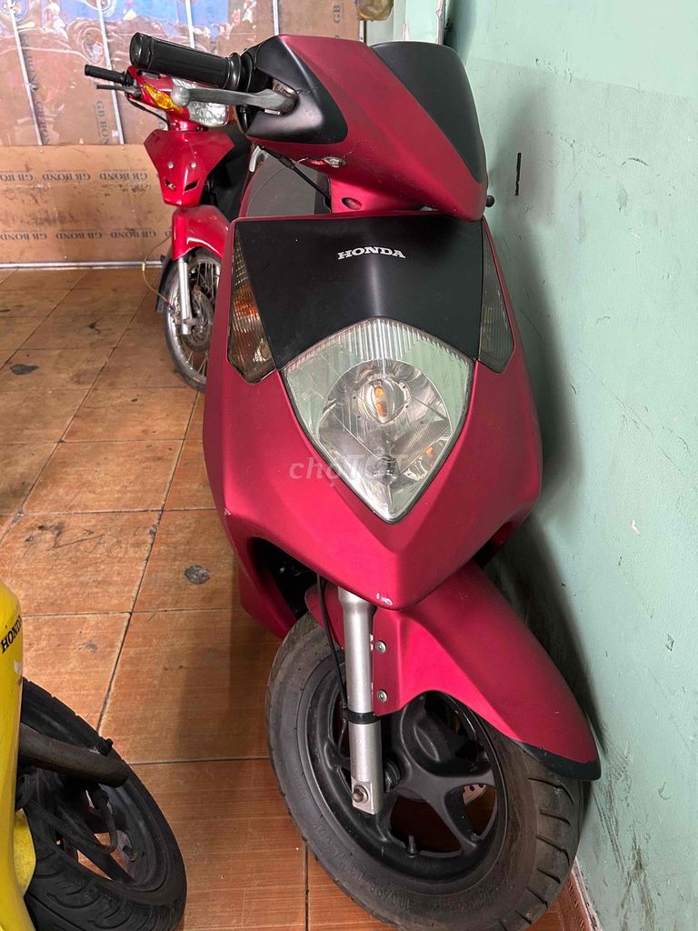 Thanh lý Honda Dylan 150 nhập ý 6tr. Mua bán Xe máy tại Huyện Hóc Môn Tp Hồ Chí Minh được đăng bởi Xe Máy Xuân Thưởng An Sương hình 1