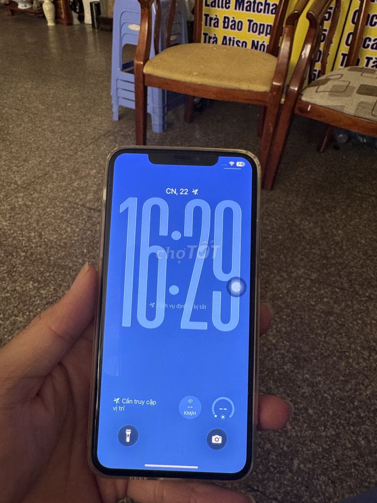 Apple iPhone 11 Pro Max 64GB Vàng. Mua bán Điện thoại tại Thành phố Đà Lạt Lâm Đồng được đăng bởi Vân Liu hình 1