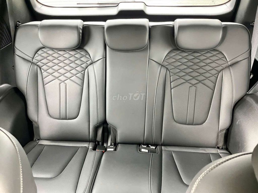 Hyundai custin 2.0AT- 10000 km. Mua bán Ô tô tại Thành phố Thủ Đức Tp Hồ Chí Minh được đăng bởi Ms Hiệp  hình 6