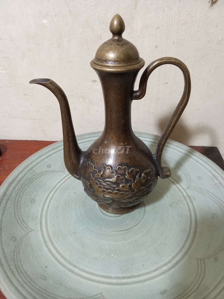 Ấm trà Đồng Cổ điển. Mua bán Nội thất, đồ gia dụng khác tại Huyện Gò Công Tây Tiền Giang được đăng bởi Ngọc Hảo hình 1