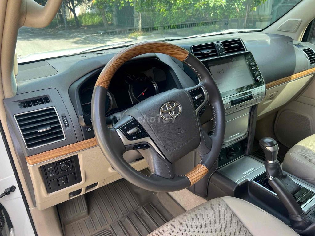 TOYOTA HÀ ĐÔNG bán Prado 6vạn full LỊCH SỬ model22. Mua bán Ô tô tại Quận Hà Đông Hà Nội được đăng bởi Toyota Hà Đông Tsure hình 6