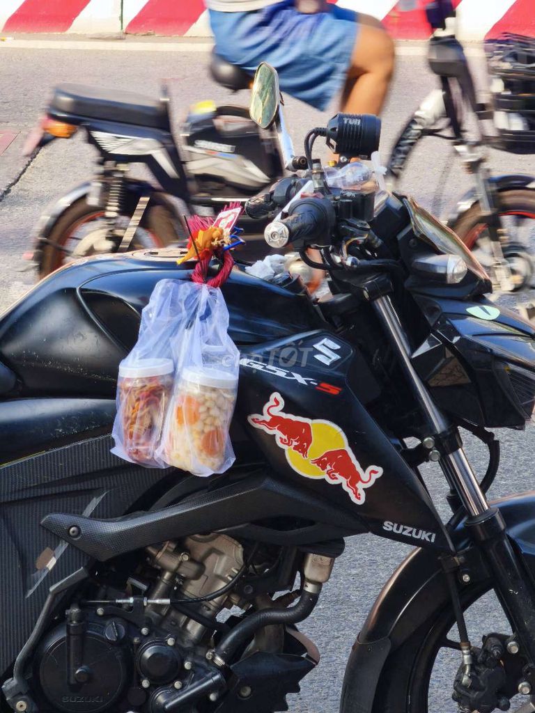 Suzuki GSX-S150 2017 Черный 55 000 км