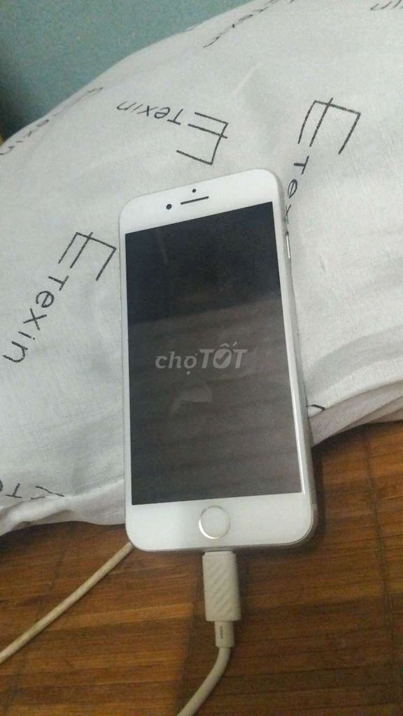 iPhone 8 Trắng. Mua bán Điện thoại tại Huyện Thanh Trì Hà Nội được đăng bởi Đào Văn Dũng hình 1