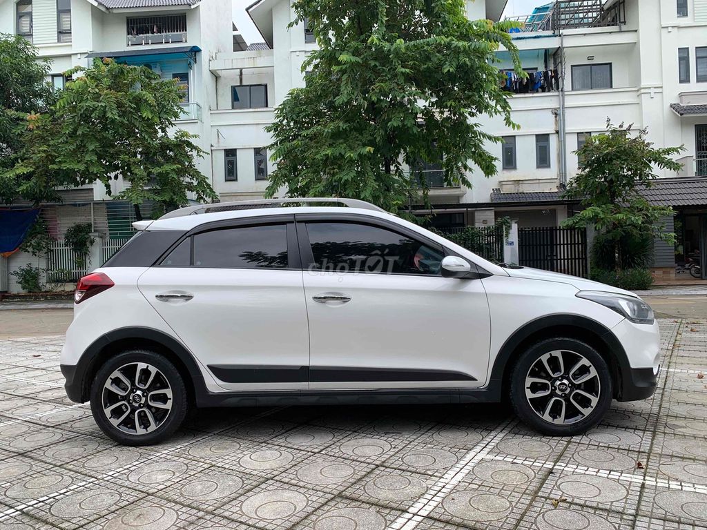Em cần bán Hyundai i20 2016 1.4 AT. Mua bán Ô tô tại Quận Hà Đông Hà Nội được đăng bởi Vạn Phúc hình 13